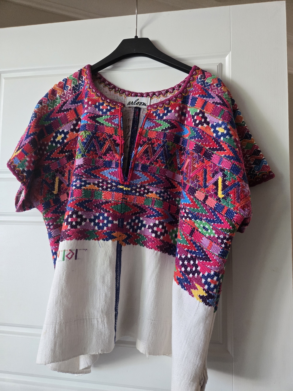 Arloom Vibrant Embroidered Huipil Size   L